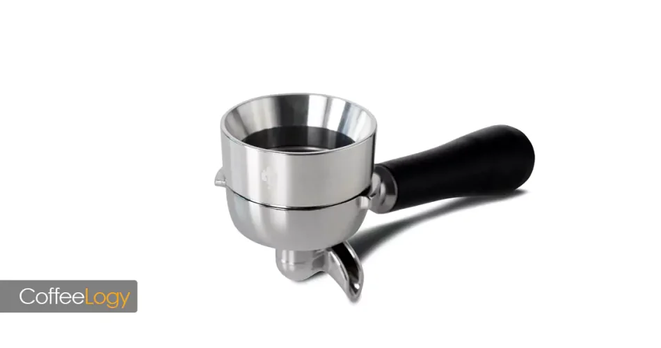 فانل قهوه یا قیف پرتافیلتر برای توزیع یکنواخت پودر، کاهش کانالینگ، تمپ‌-ترو